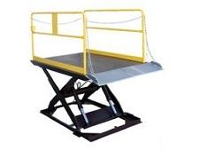 Lifts-Dock Lift
